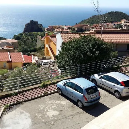 3 Holiday home *
